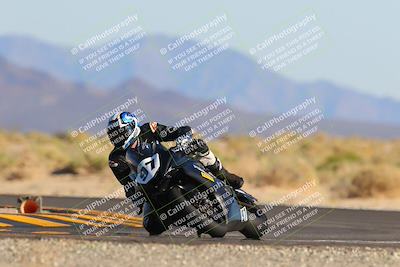 media/Oct-29-2022-CVMA (Sat) [[14c0aa3b66]]/Race 8 Supersport Middleweight/Folder 1/